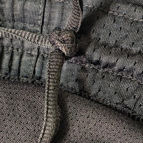 Nike Hoops Basketball Shorts Men’s L Black Silver Lined Baggie - Picture 4 of 6